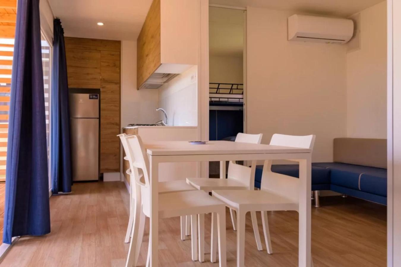 Torre Rinalda Beach Camping & Resort Lecce Pokoj fotografie